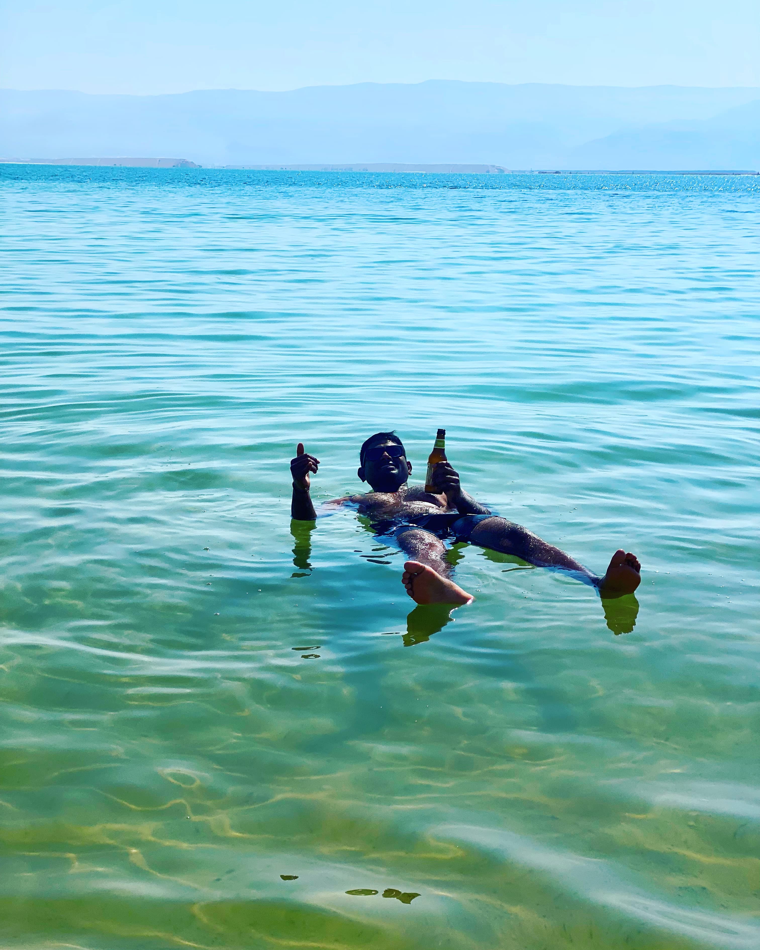 Floating in still water, stillness in leadership